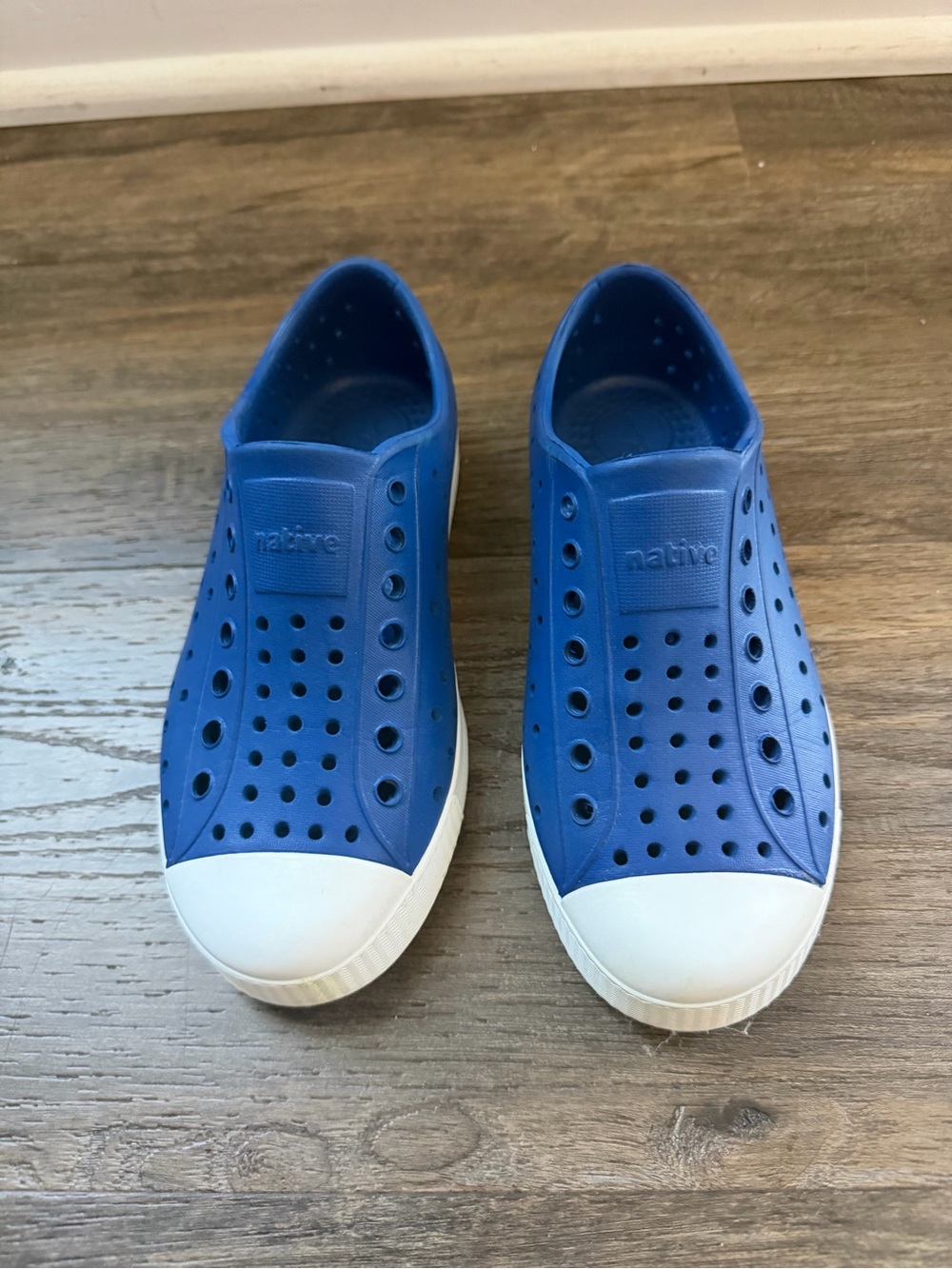 Native Jefferson Slip-On Sneakers in Royal Blue with Shell White Toe Size 13